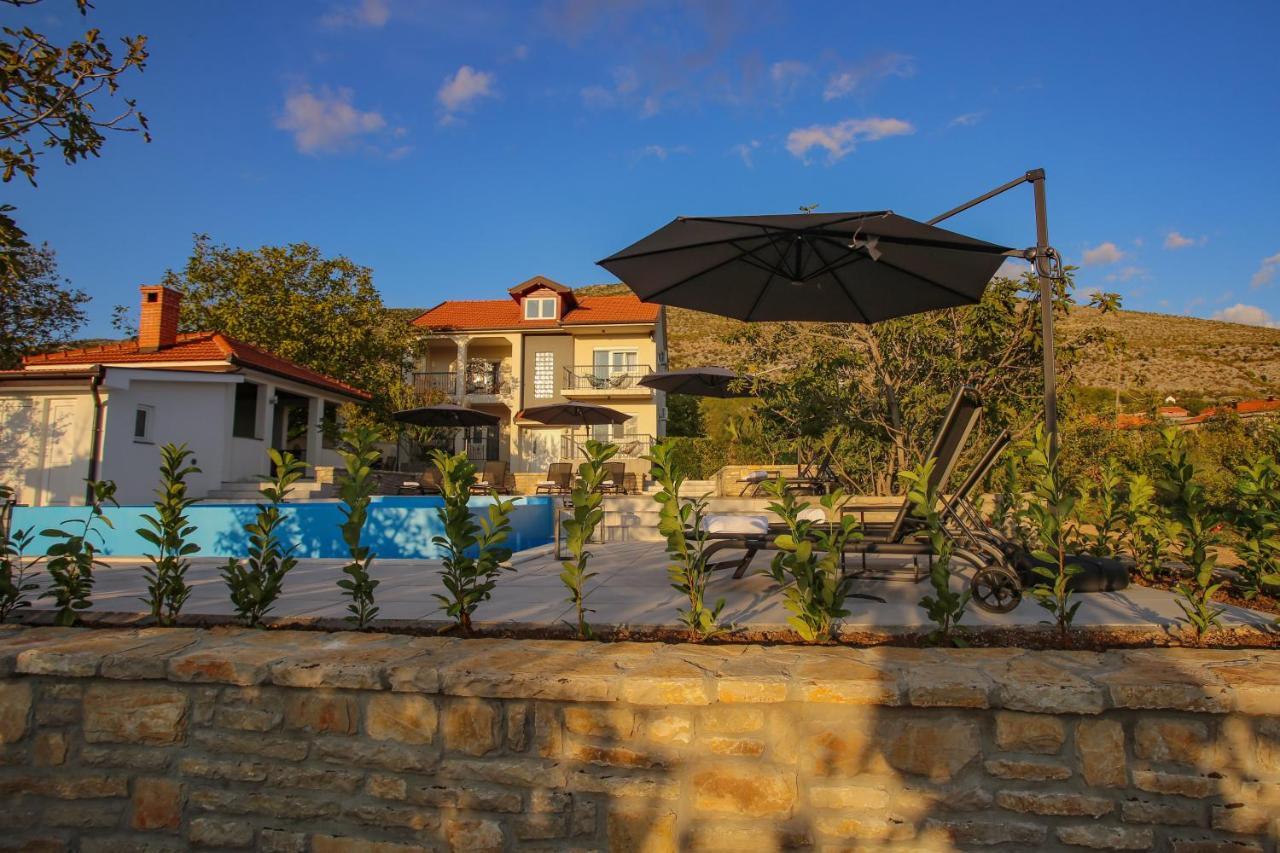 Villa Infinity Mostar Bagian luar foto
