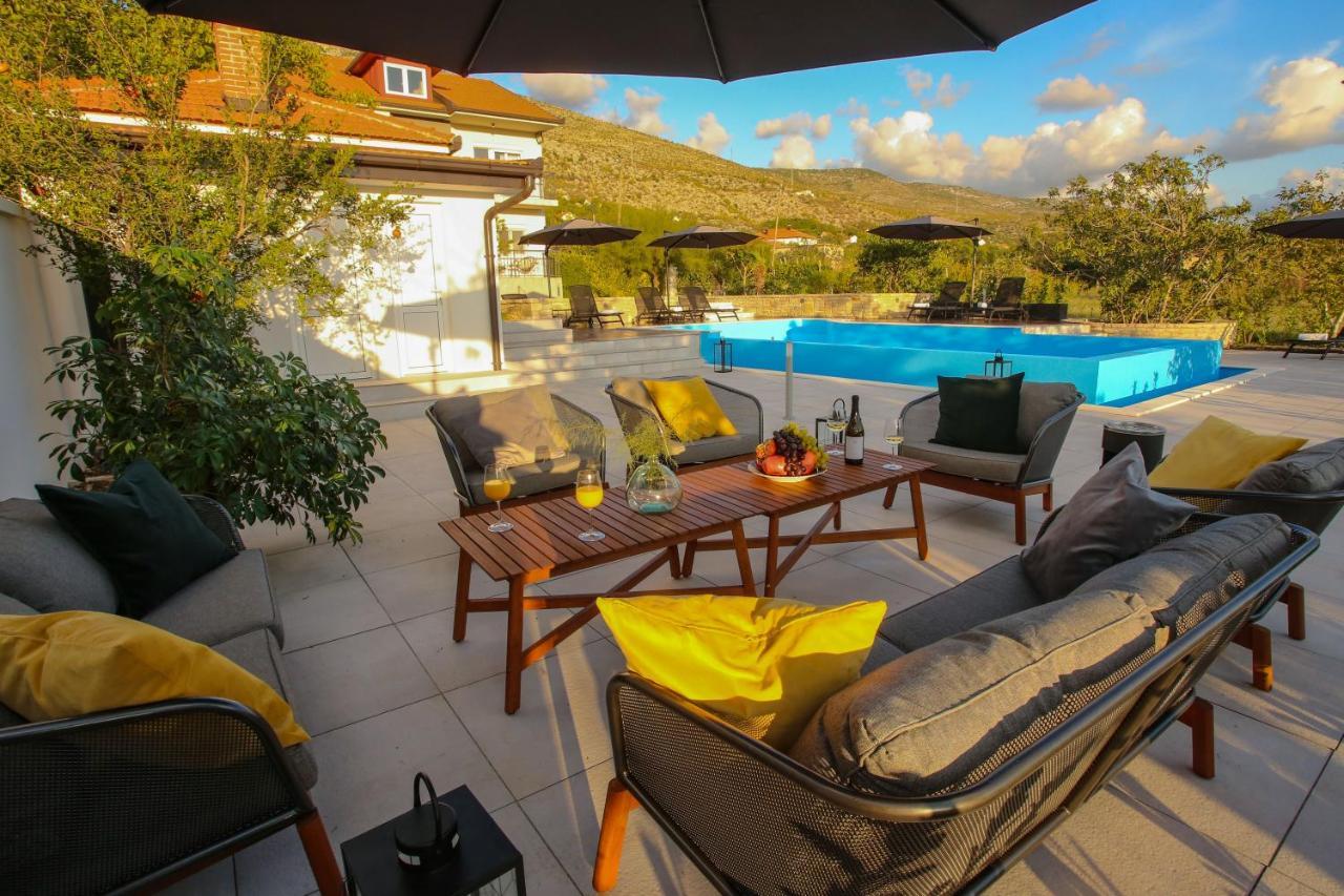 Villa Infinity Mostar Bagian luar foto